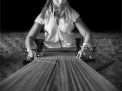 kayan karen woman thailand loom